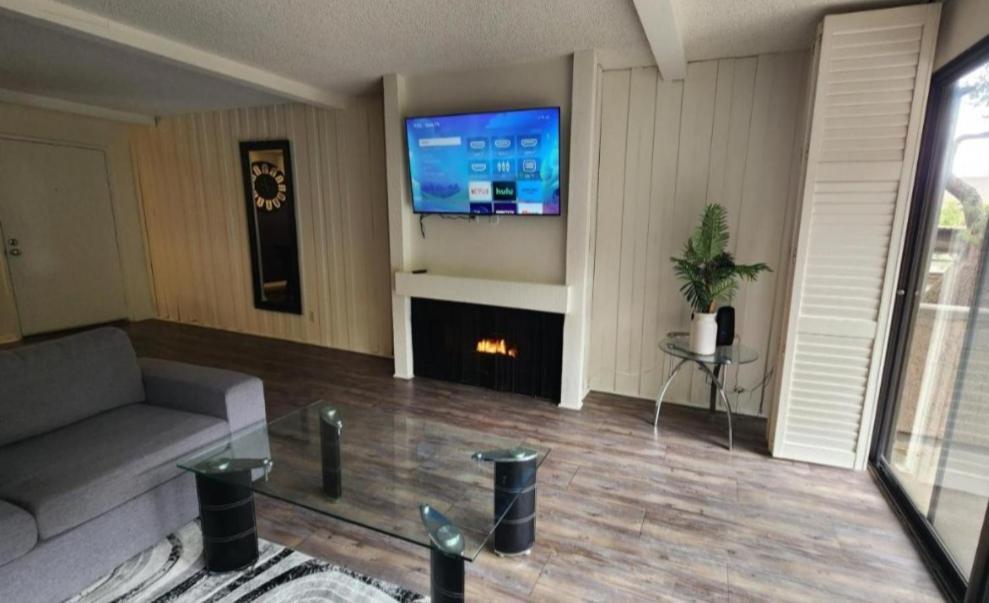 Deluxe Marina 2bdr 2ba Must See Apartamento